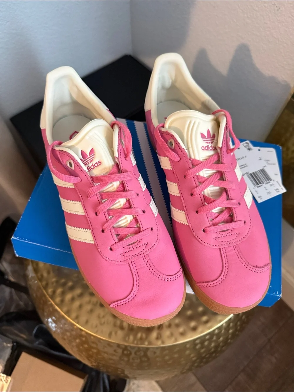 NIB pink gazelle Adidas men’s US 6.5
